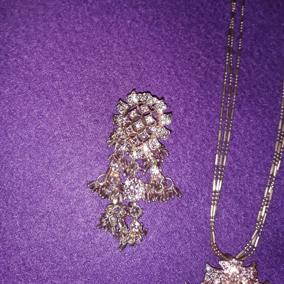 Necklace and earring - Picture 4 of 5